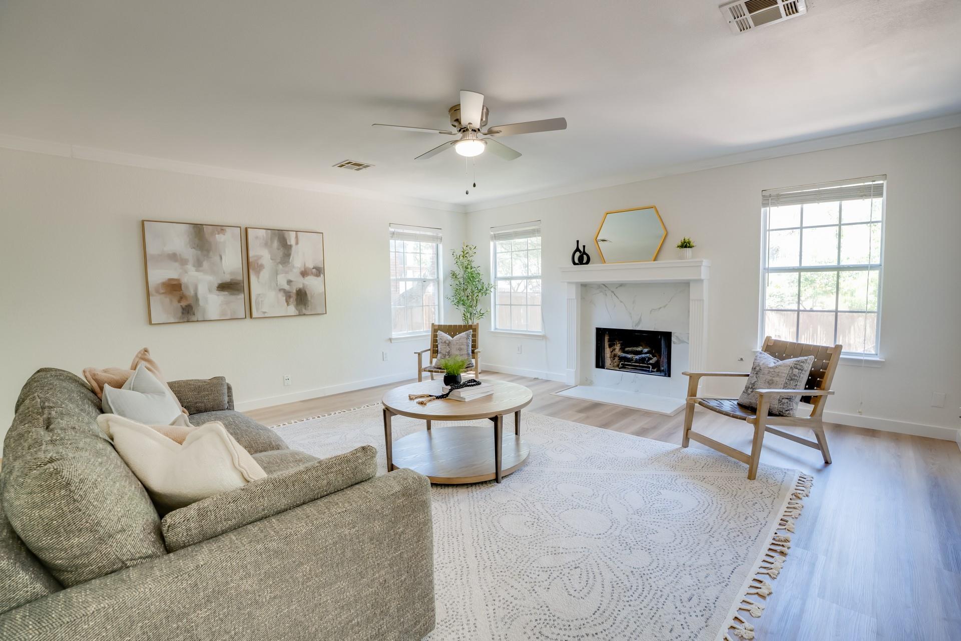 1705 Oakmont LN — photo 4