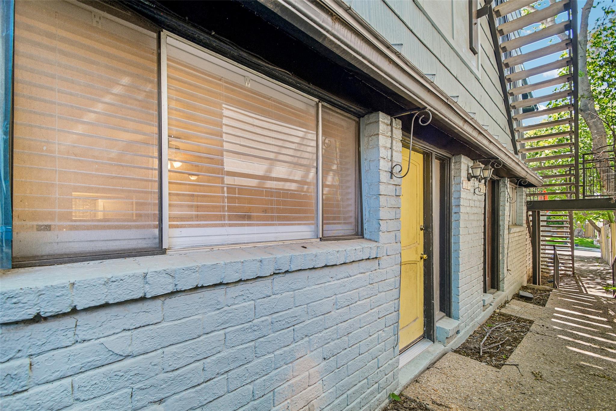 2413 Leon ST #104 — photo 5