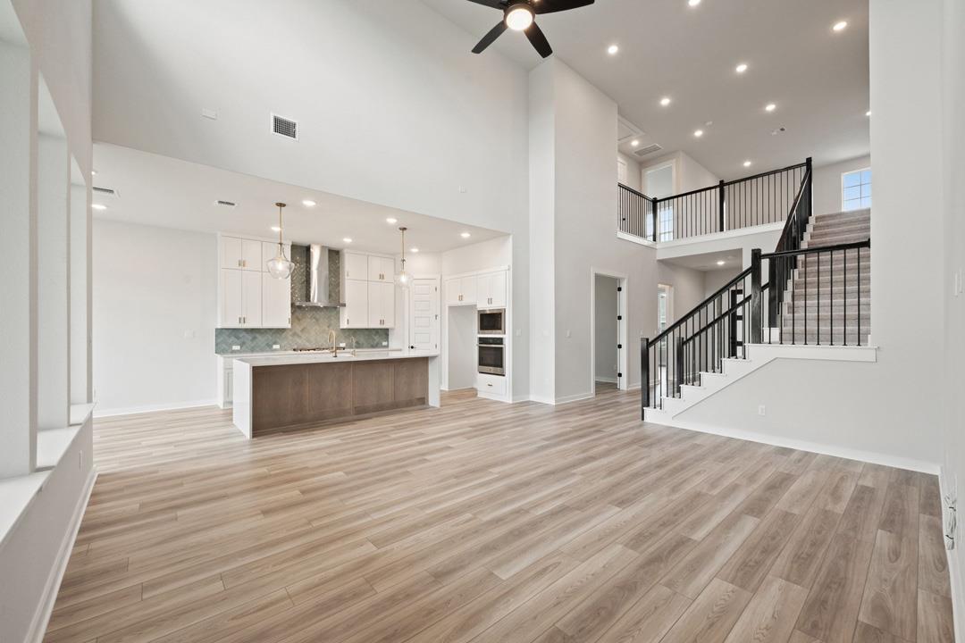 10720 Worth Lane — photo 3