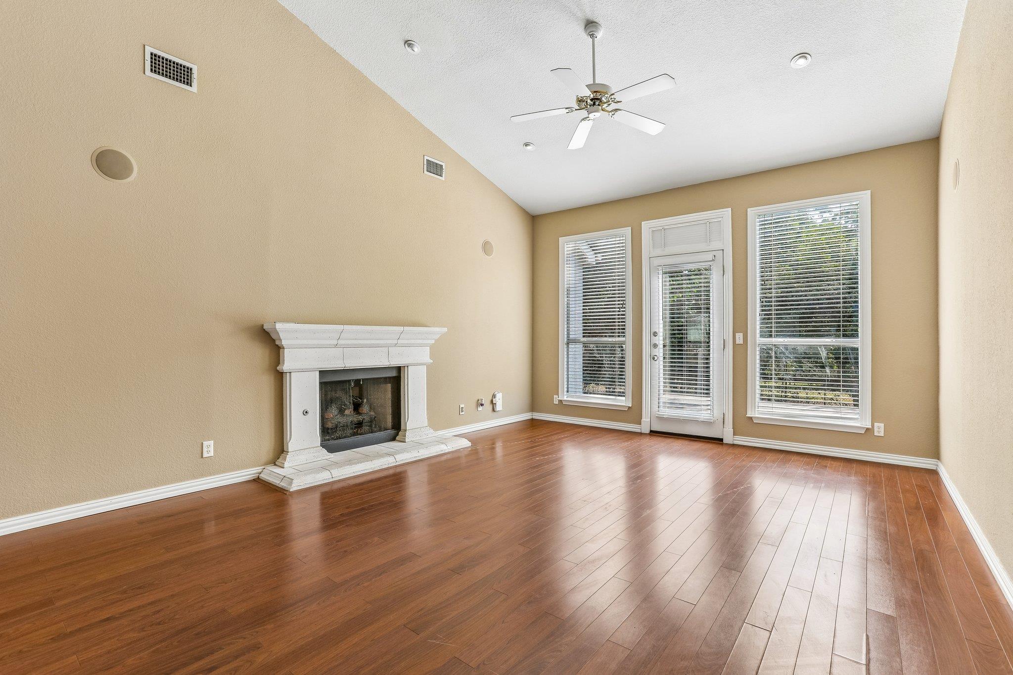2527 Tandi TRL — photo 3