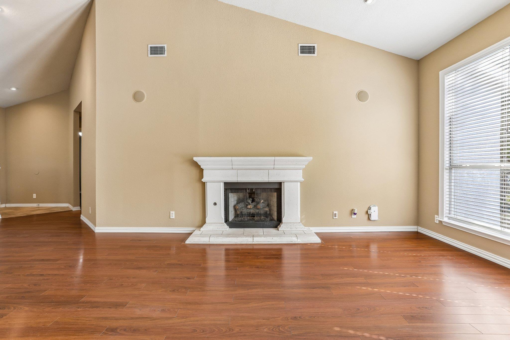 2527 Tandi TRL — photo 4