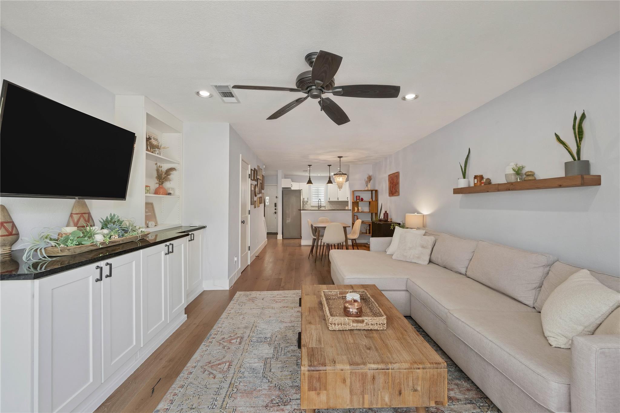 2605 Enfield RD #221 — photo 5