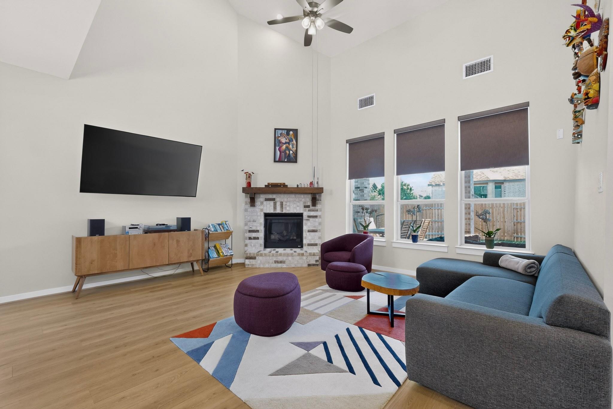 4010 Flowstone LN — photo 4