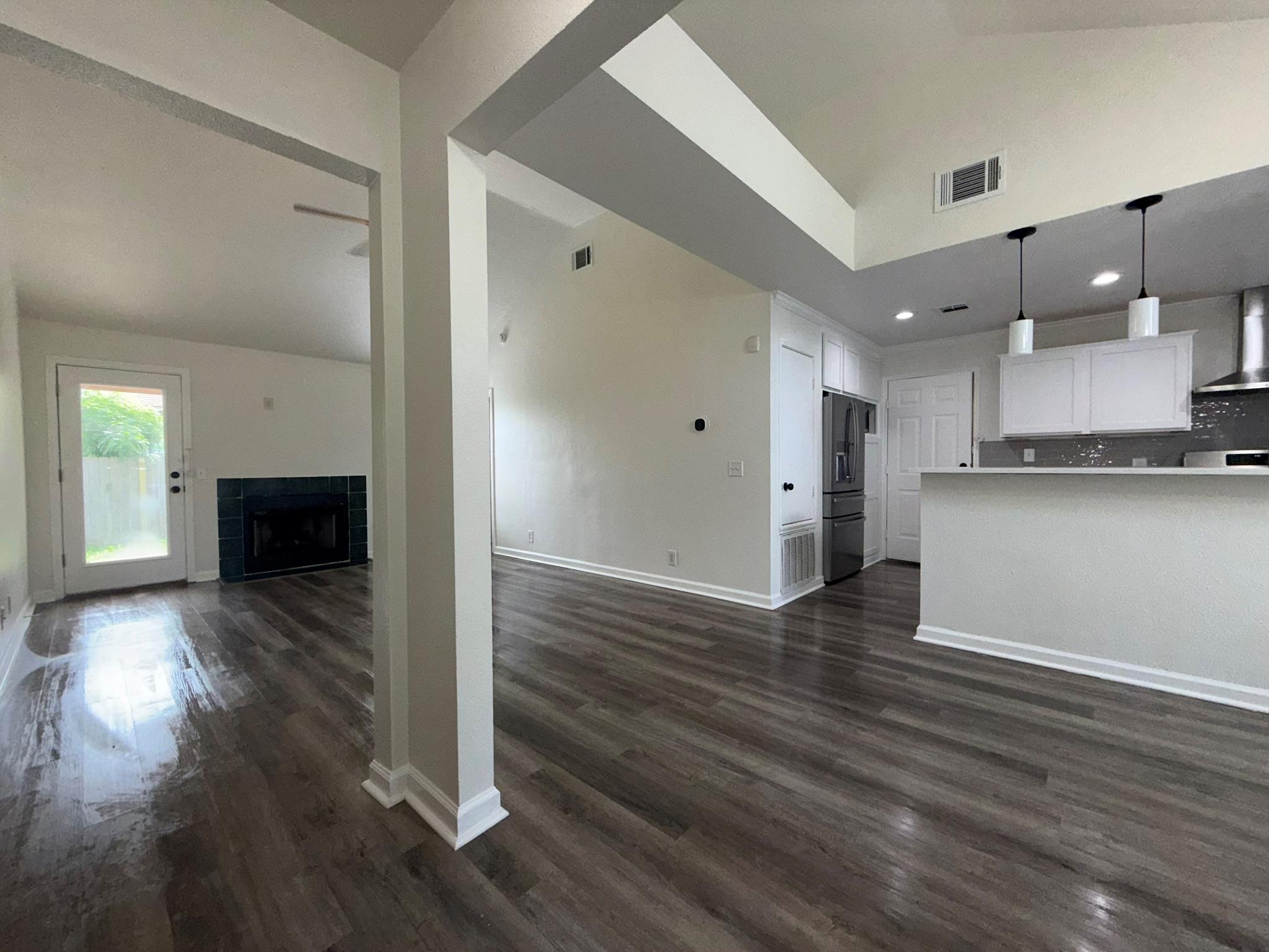 5807 TERI RD — photo 3
