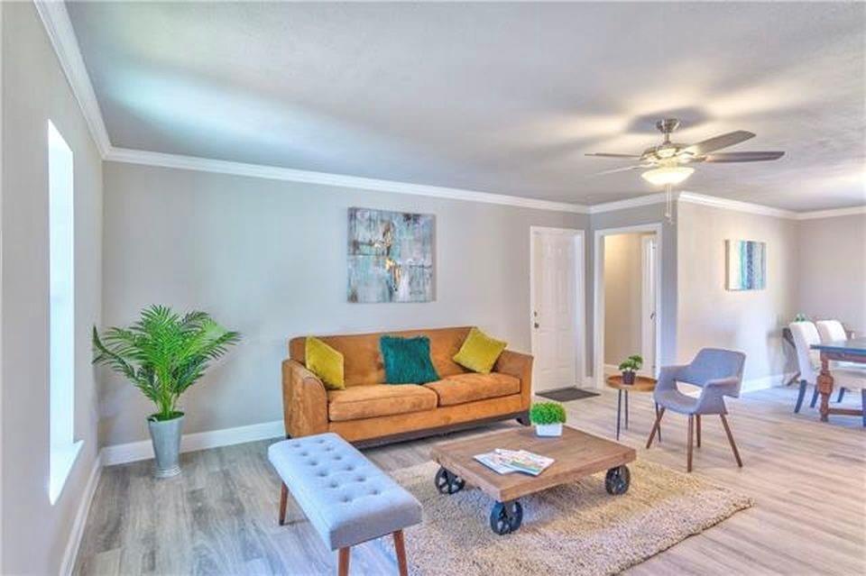 12504 Limerick Ave — photo 3