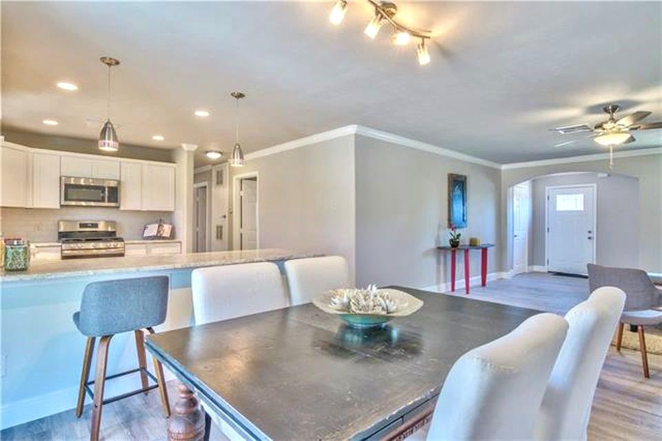 12504 Limerick Ave — photo 5