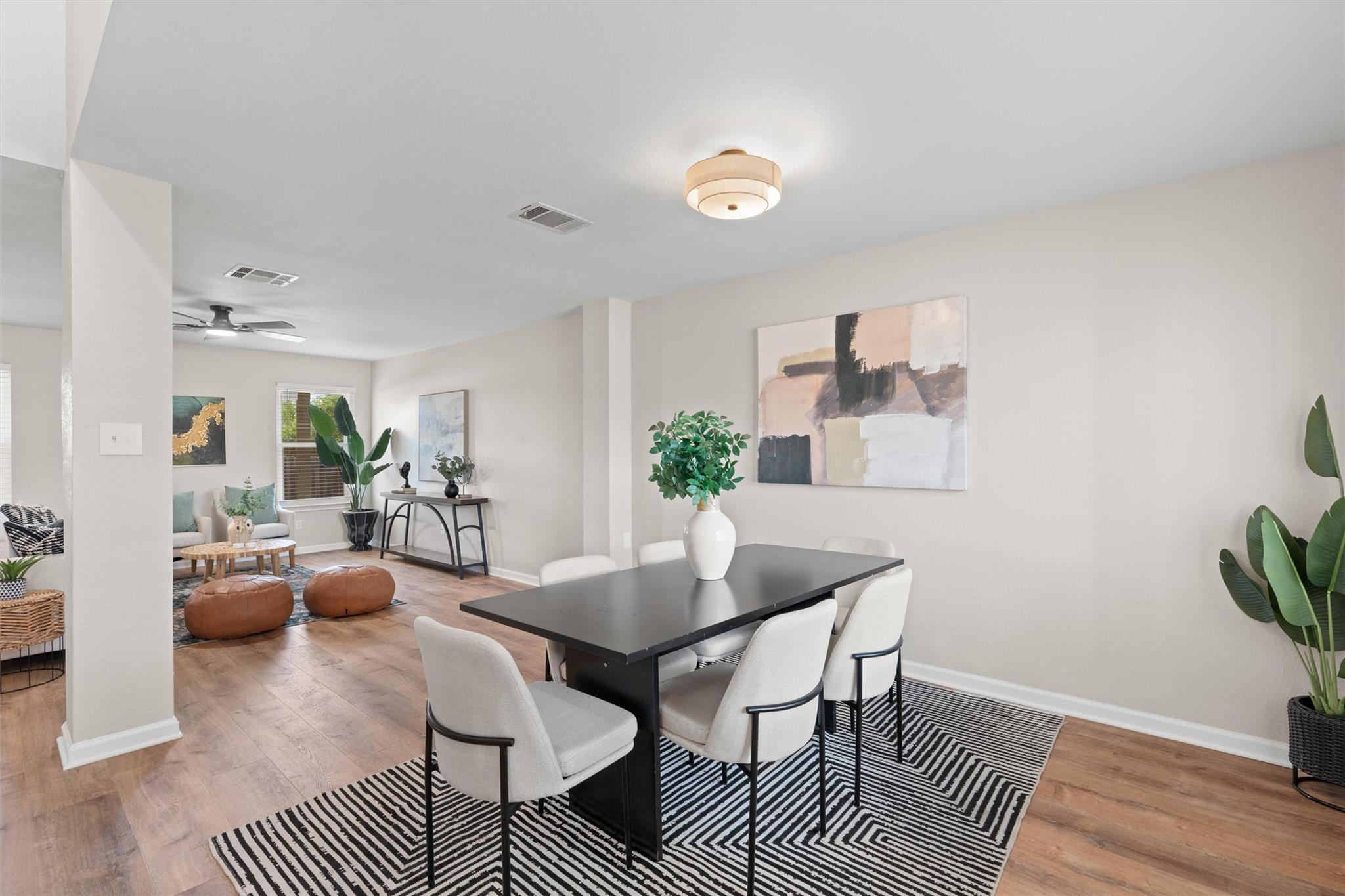 724 Lavaca LOOP — photo 4