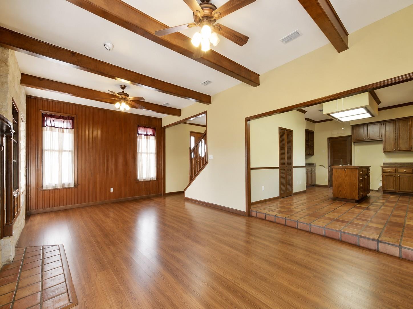 431 Berry LN — photo 3