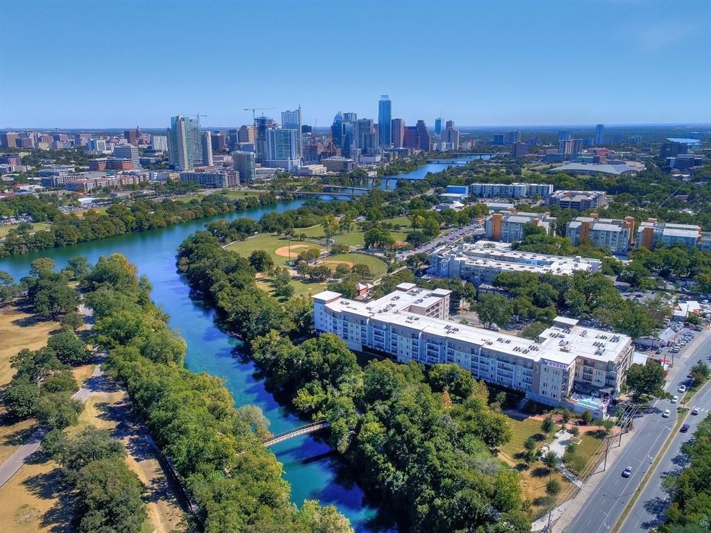 1900 Barton Springs RD