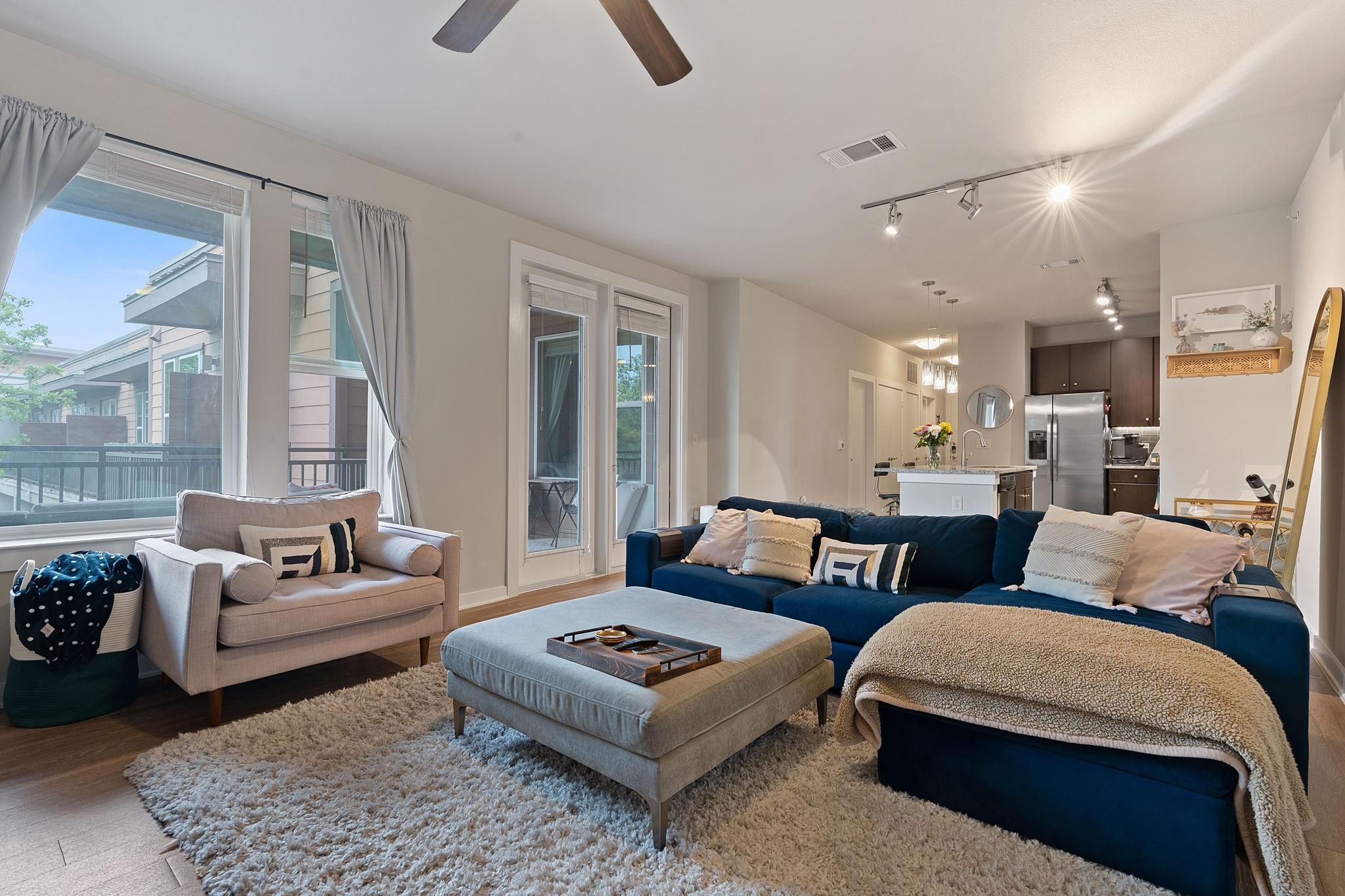1900 Barton Springs RD #5031 — photo 3
