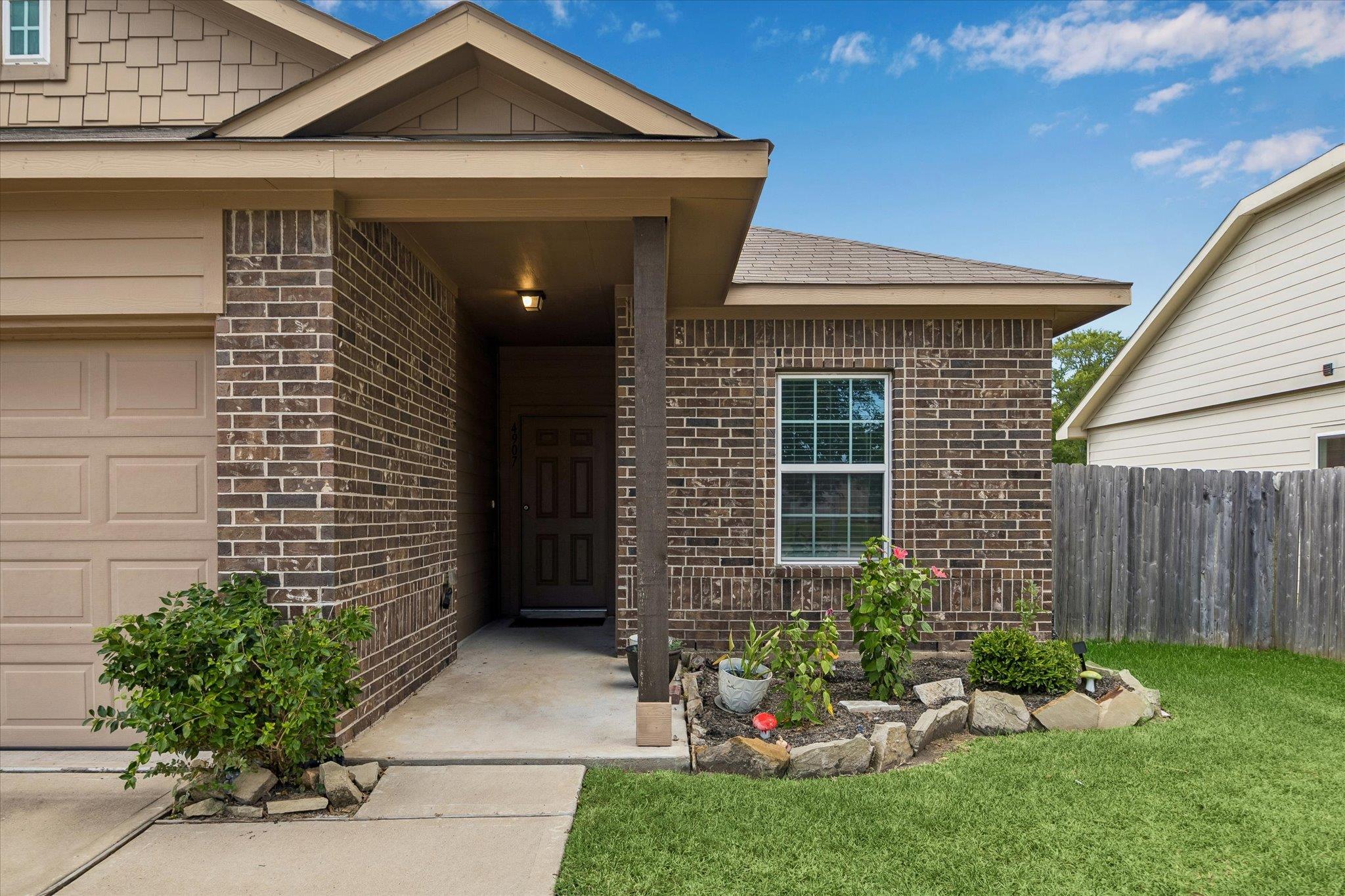 4907 Fairwater CT — photo 4