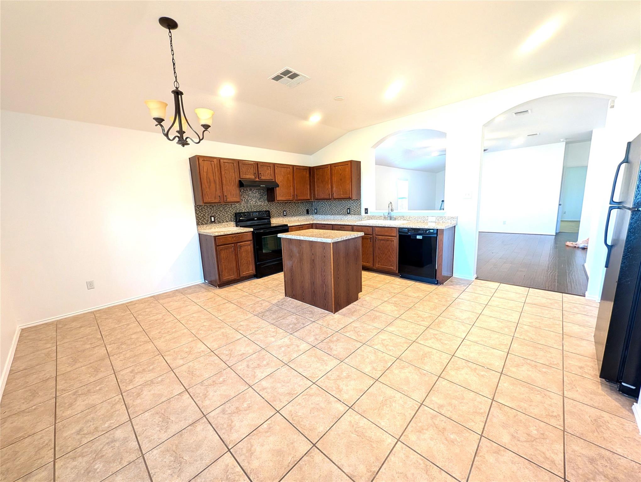 5521 Adair DR — photo 3