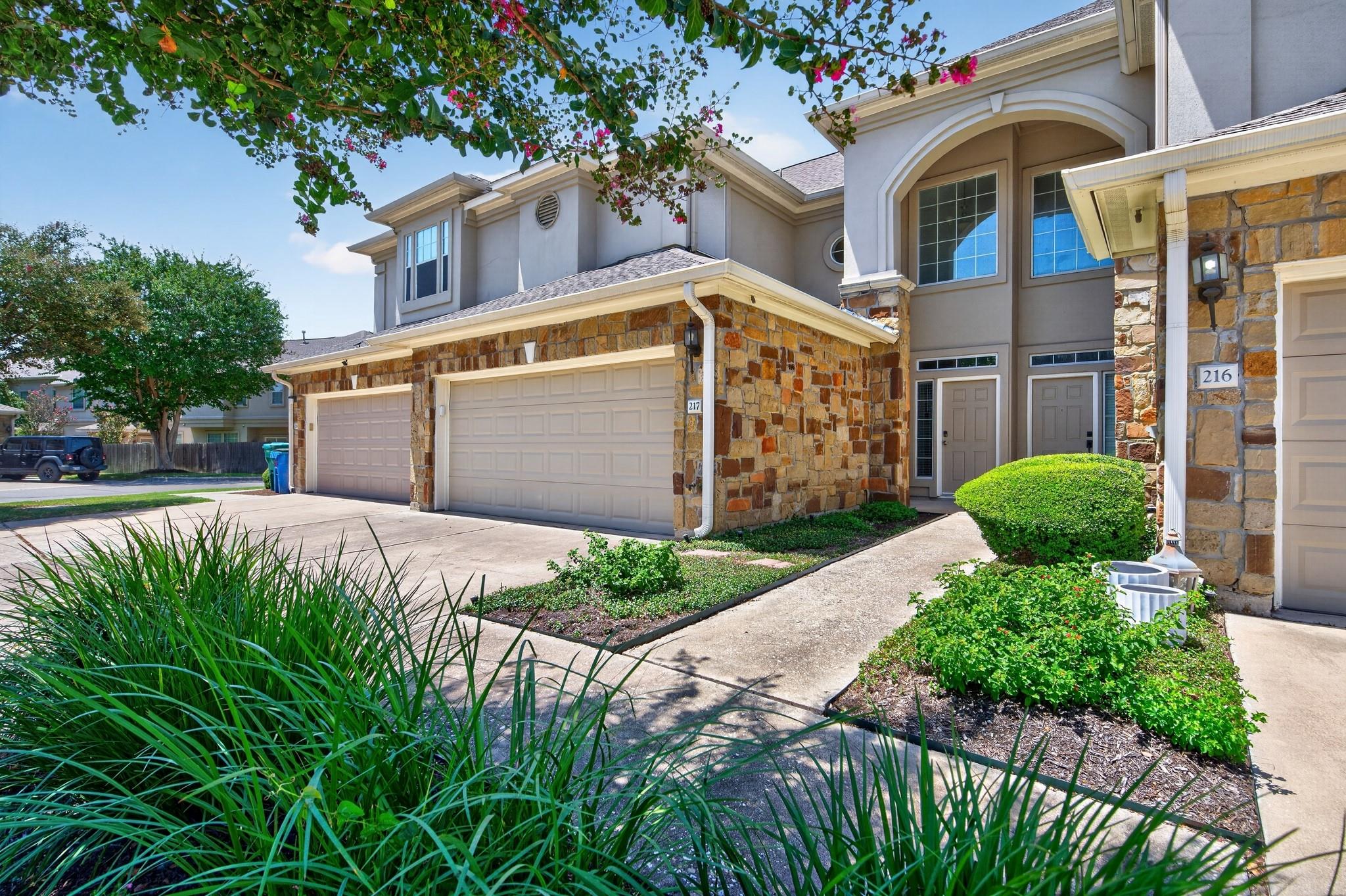 1101 Parmer LN #217 — photo 4