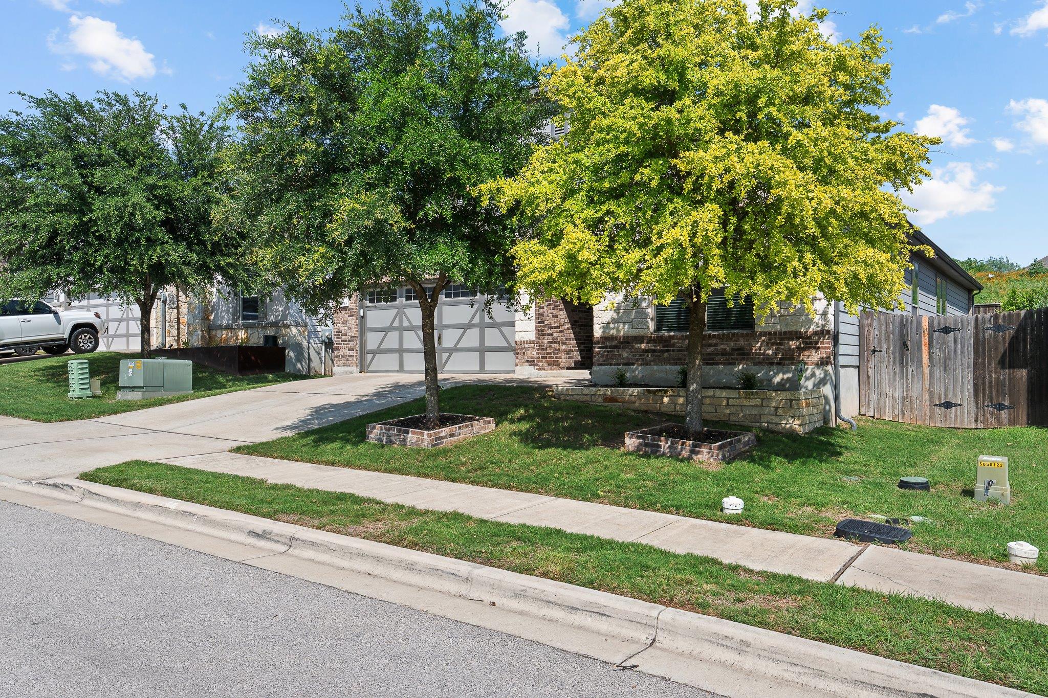7813 Peccary DR — photo 3