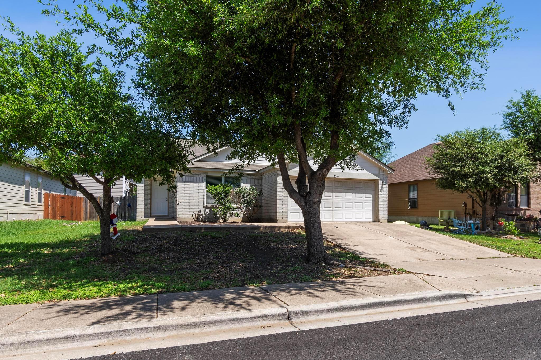 2207 Kuykendall DR — photo 3