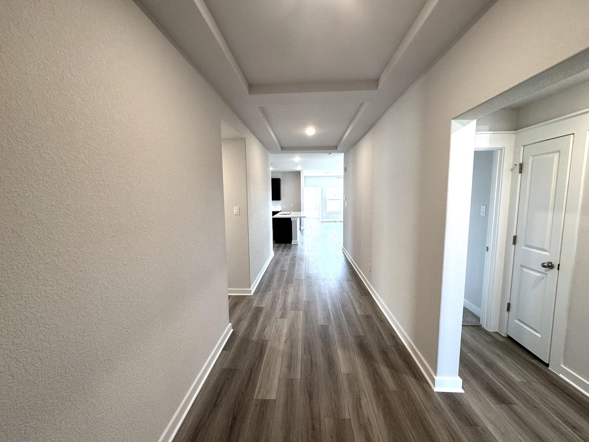 709 Red Wolf DR — photo 3