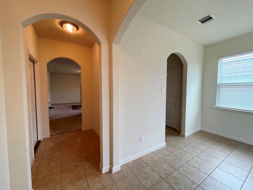 408 Farmer LN — photo 5