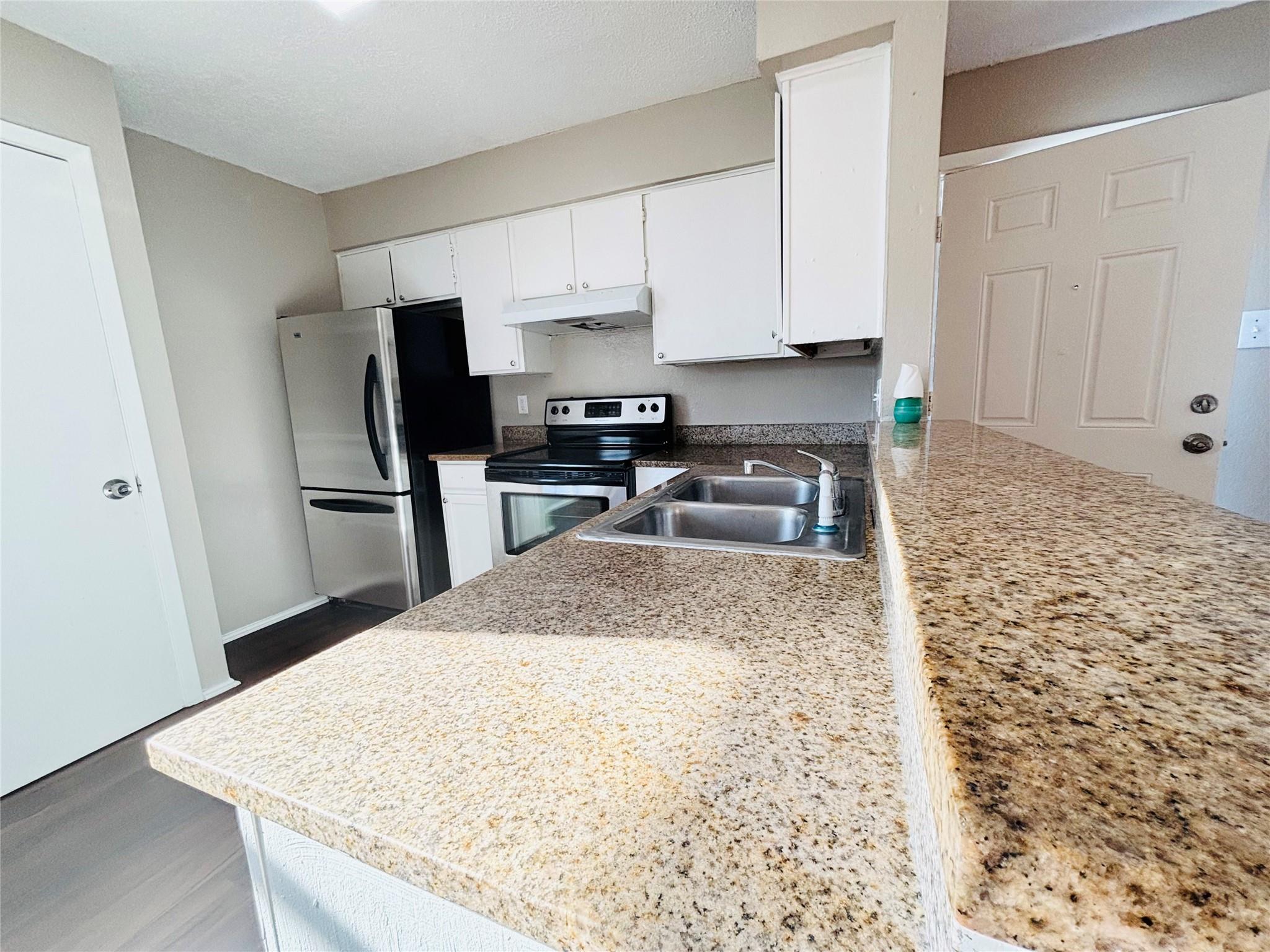 10211 Brownie DR #D — photo 3