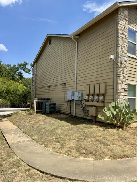 7311 Oak Meadow DR — photo 4