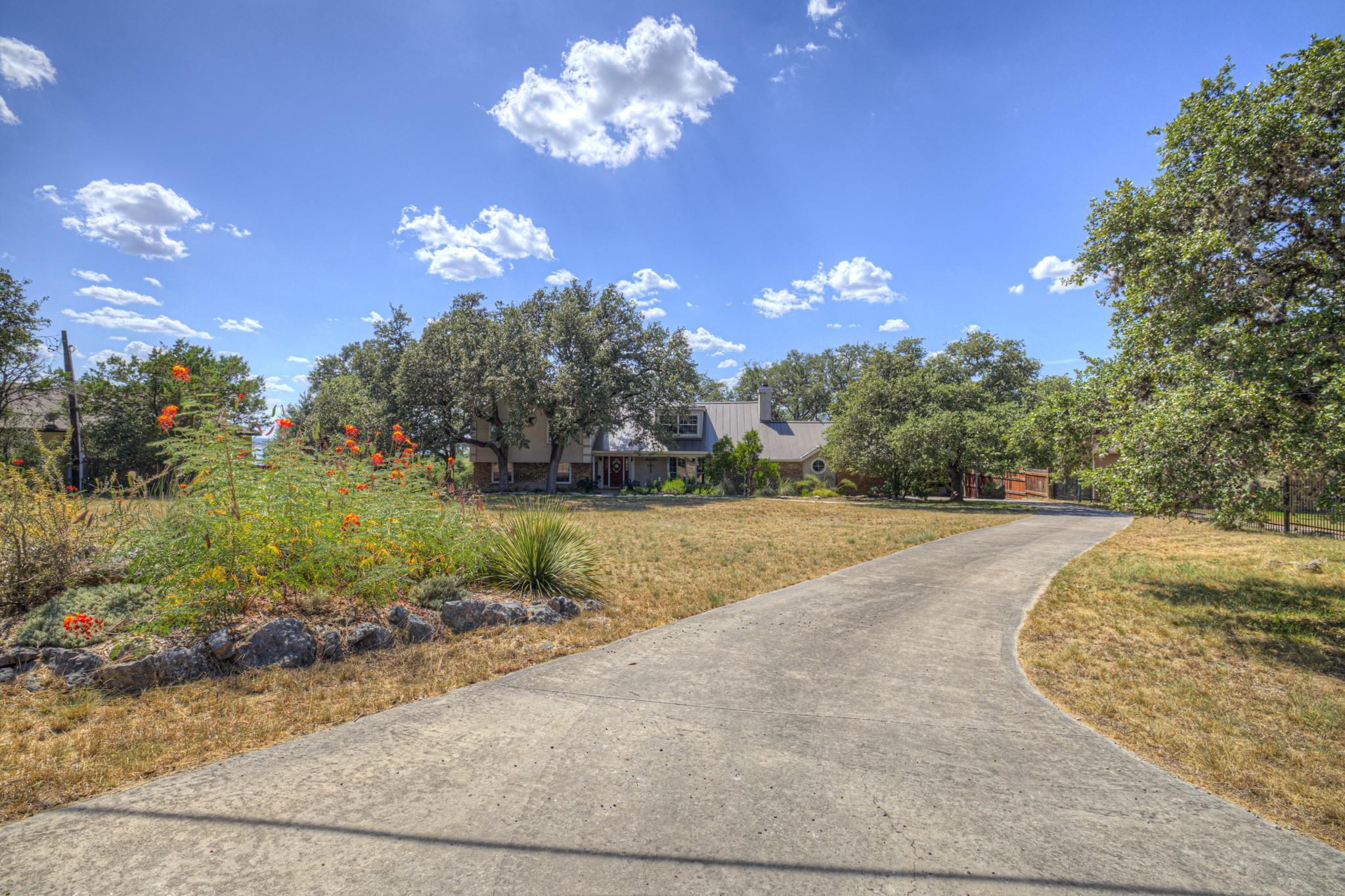 544 Military DR — photo 4