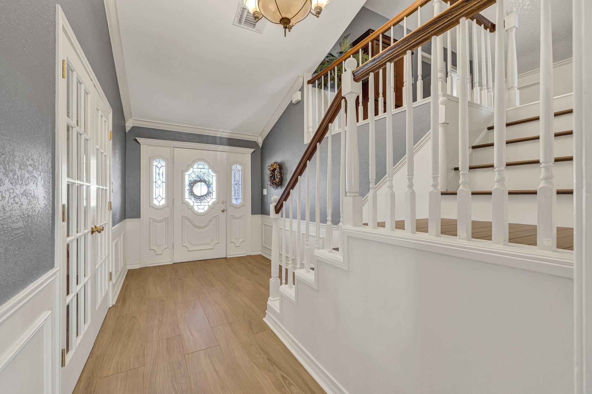 544 Military DR — photo 5