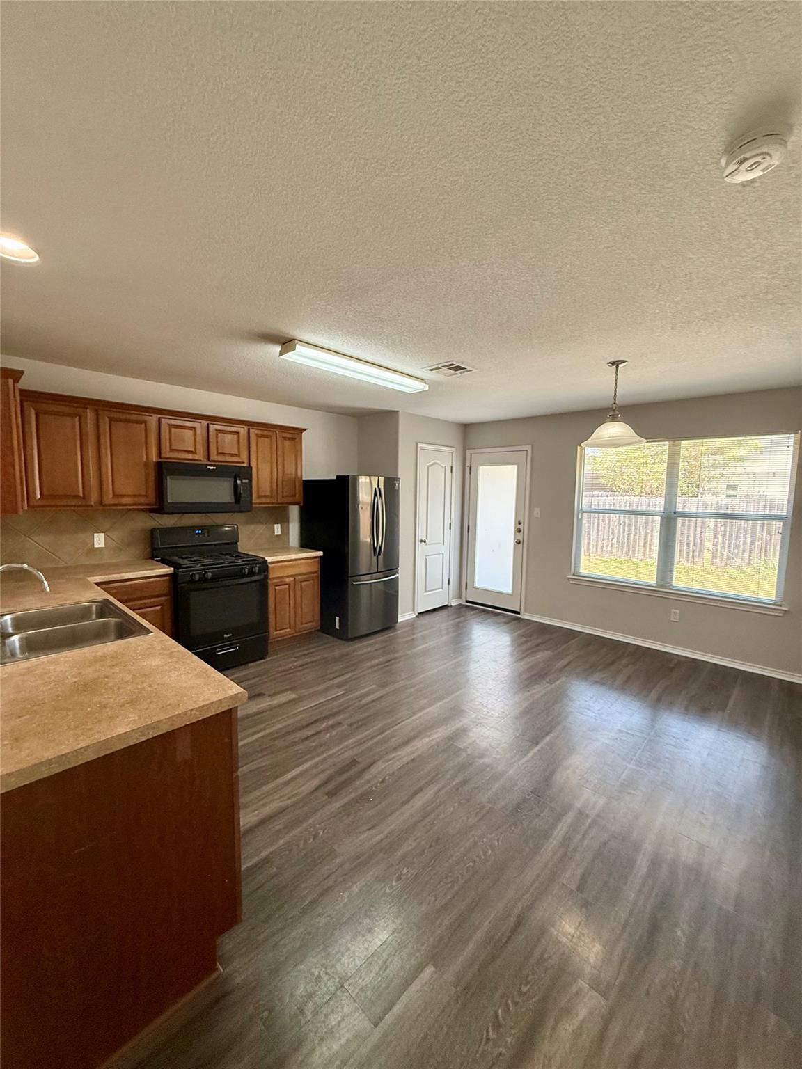 3302 Etheredge DR — photo 5