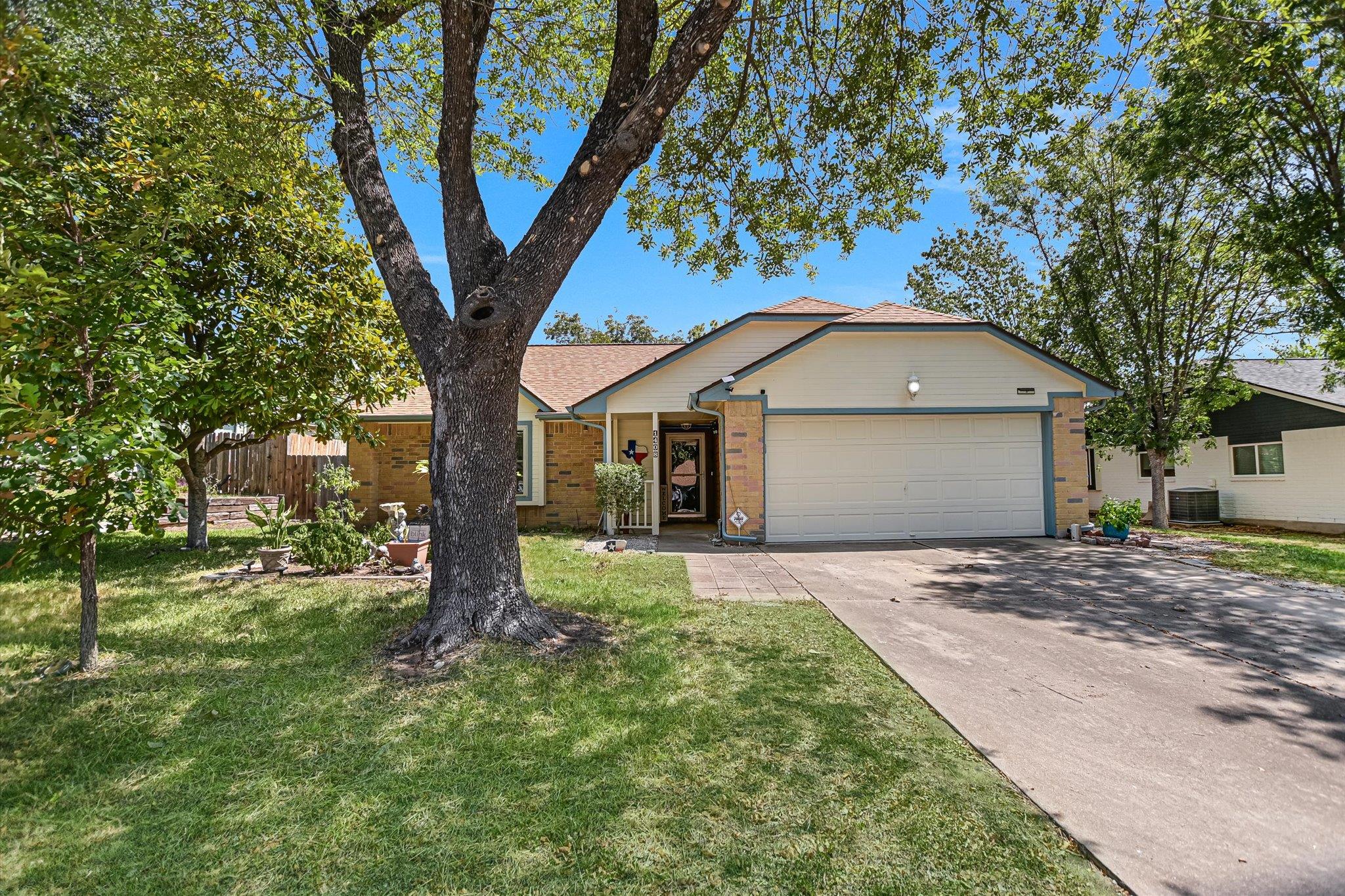 1408 Quail Run RD