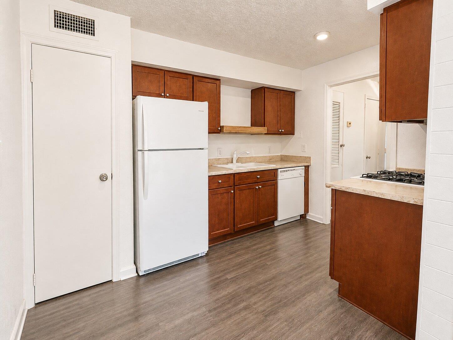 2301 Mission Hill DR #101 — photo 5