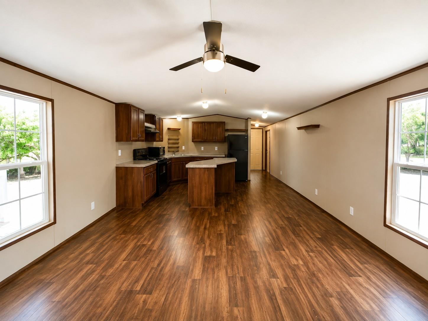 449 Hurst LN — photo 4