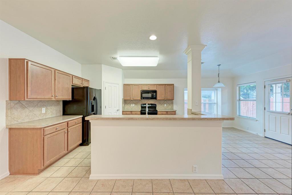 412 Golden Eagle LN — photo 4