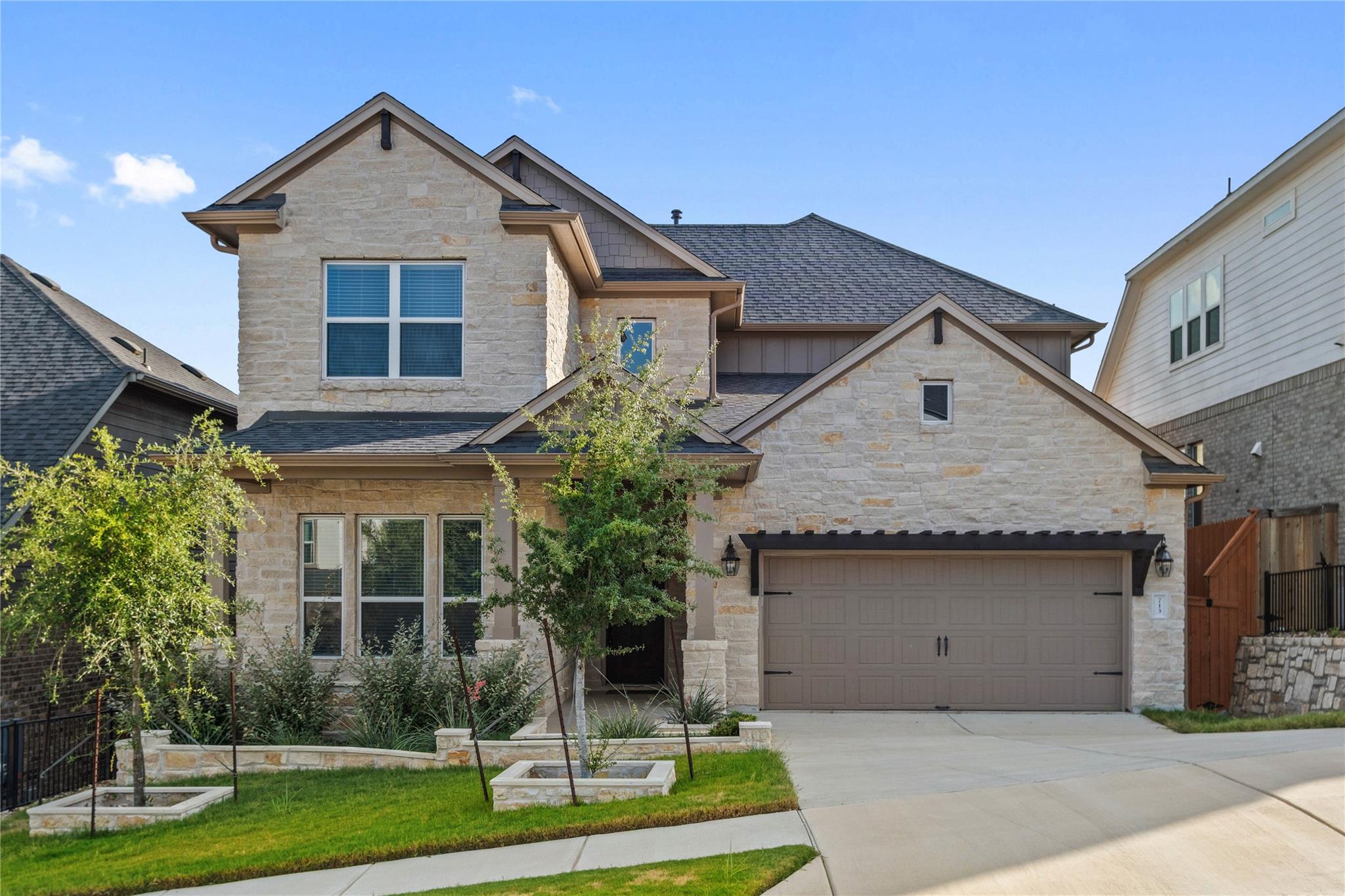 713 Coppell CT