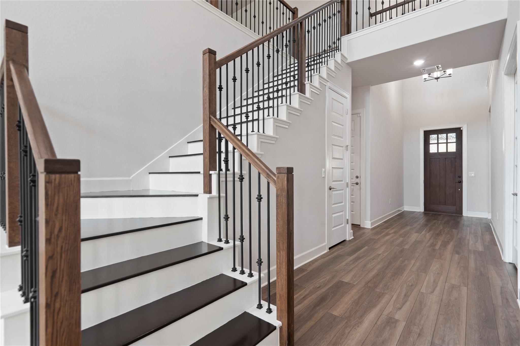 713 Coppell CT — photo 4