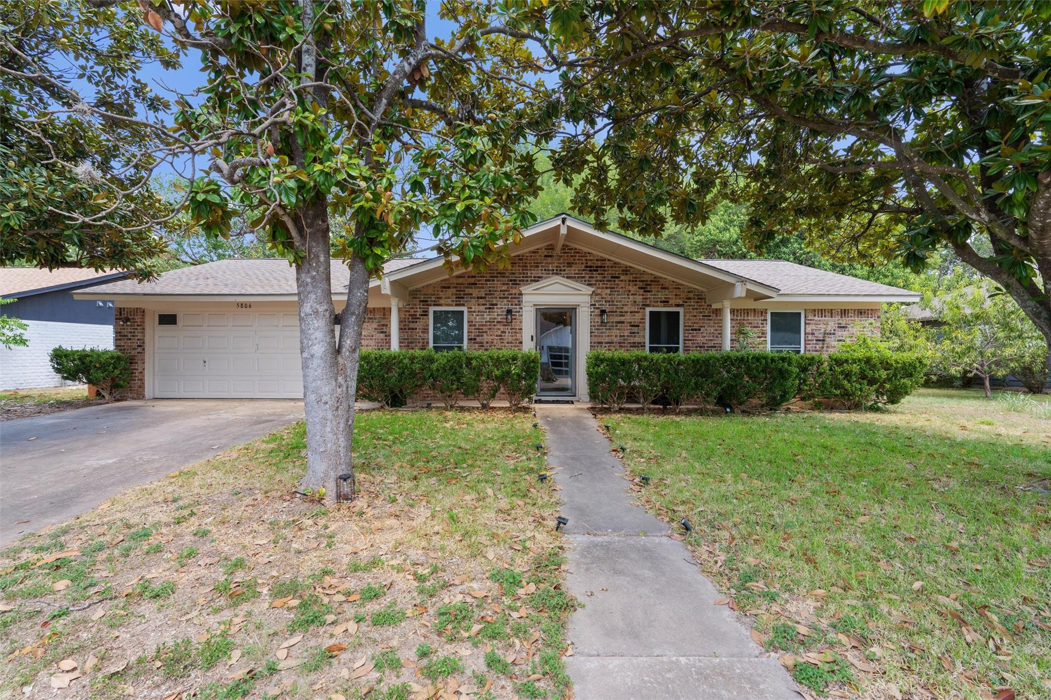 5806 Whitebrook DR
