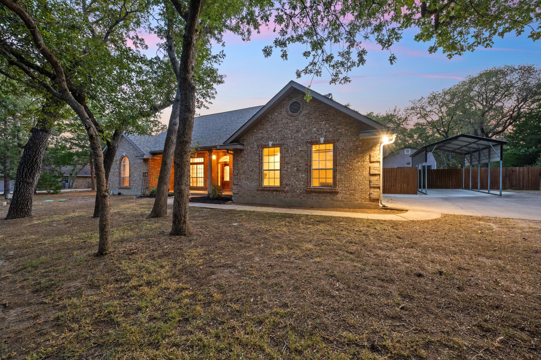 182 Elm Wood DR — photo 3