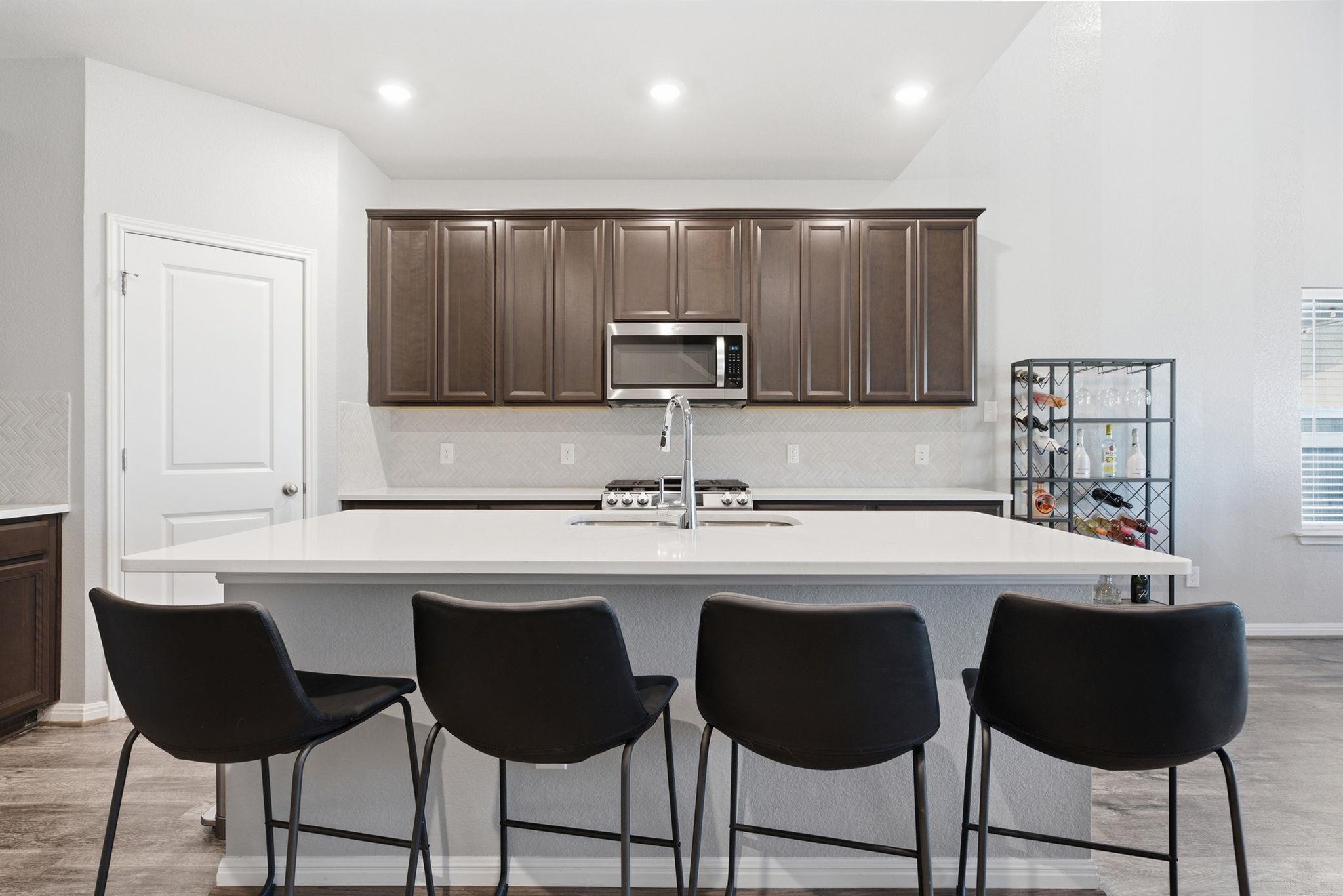 6700 Folsom Ave — photo 5