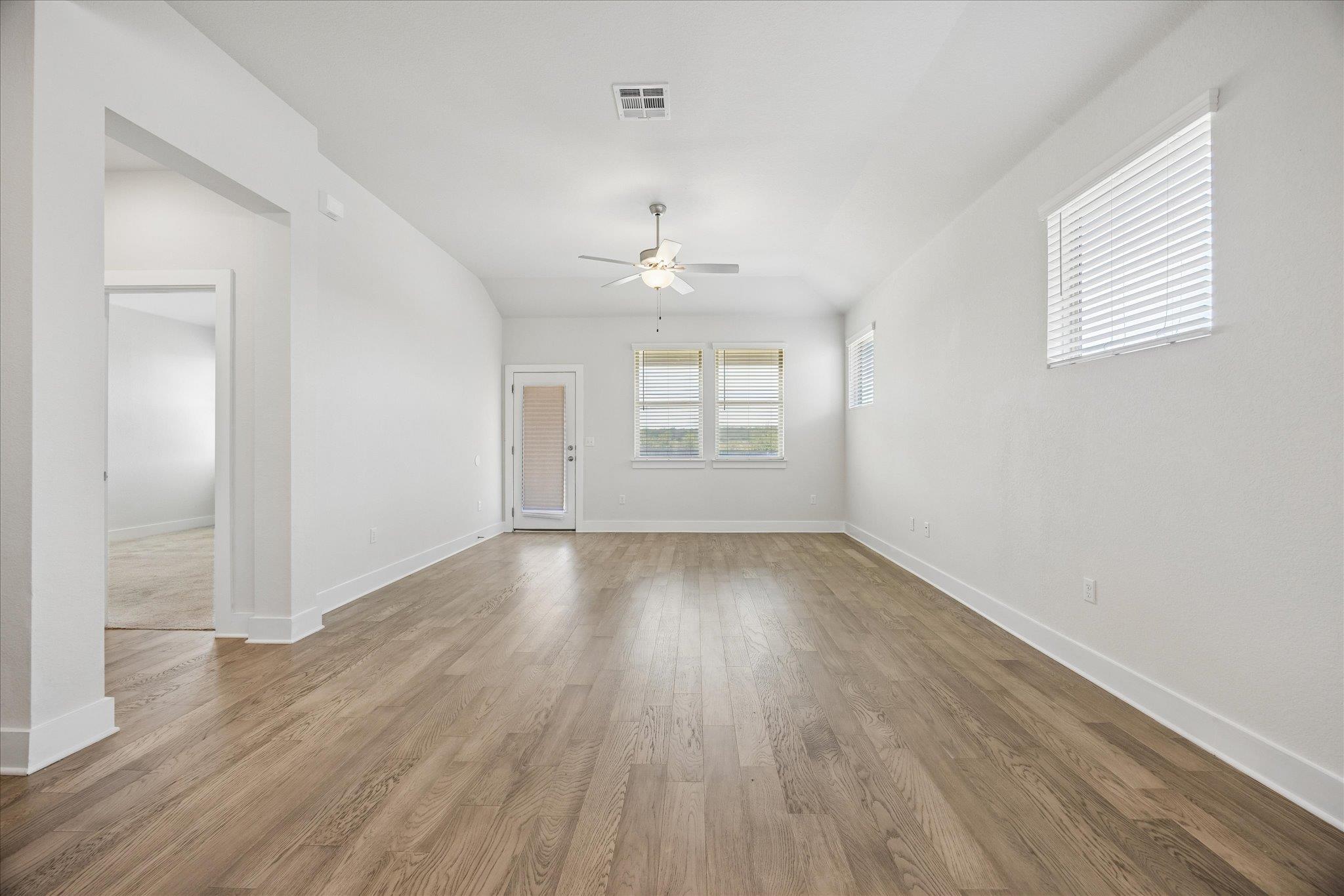 8503 McKamy DR — photo 3