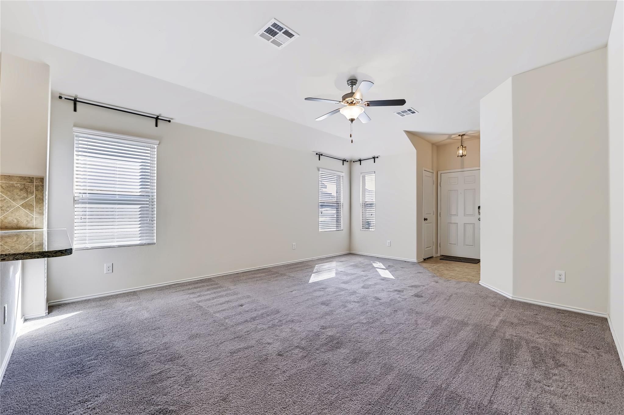 328 Circle WAY — photo 5