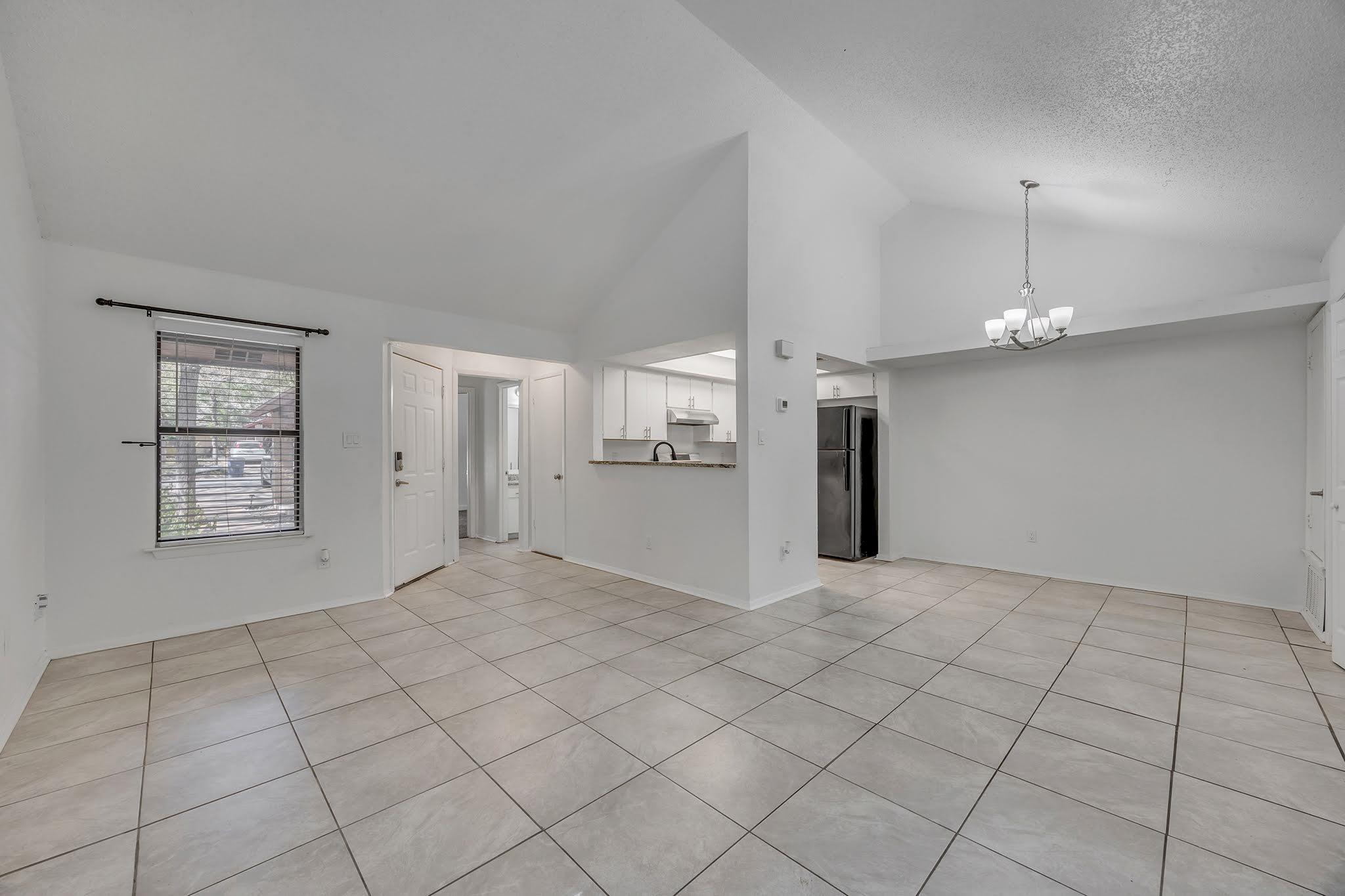 1008 Milford WAY #B — photo 4