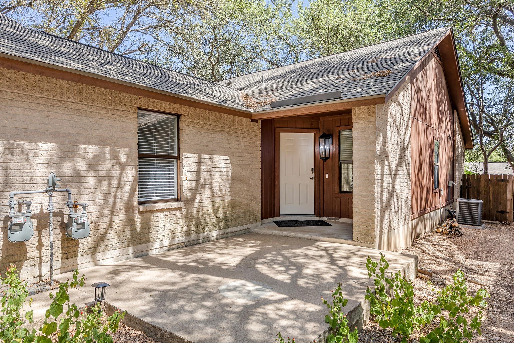 1008 Milford WAY #B — photo 3