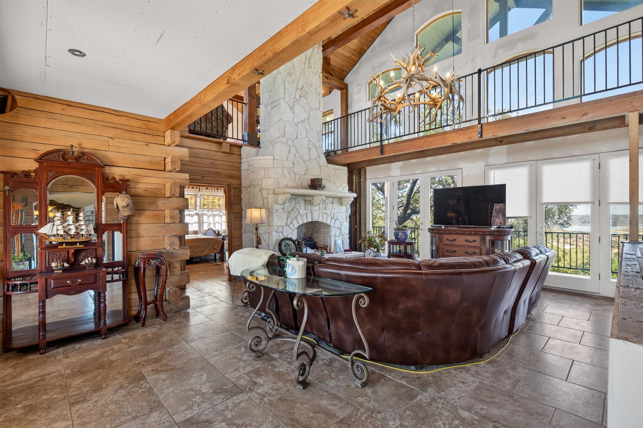 6401 Muleshoe Bend TRL — photo 4