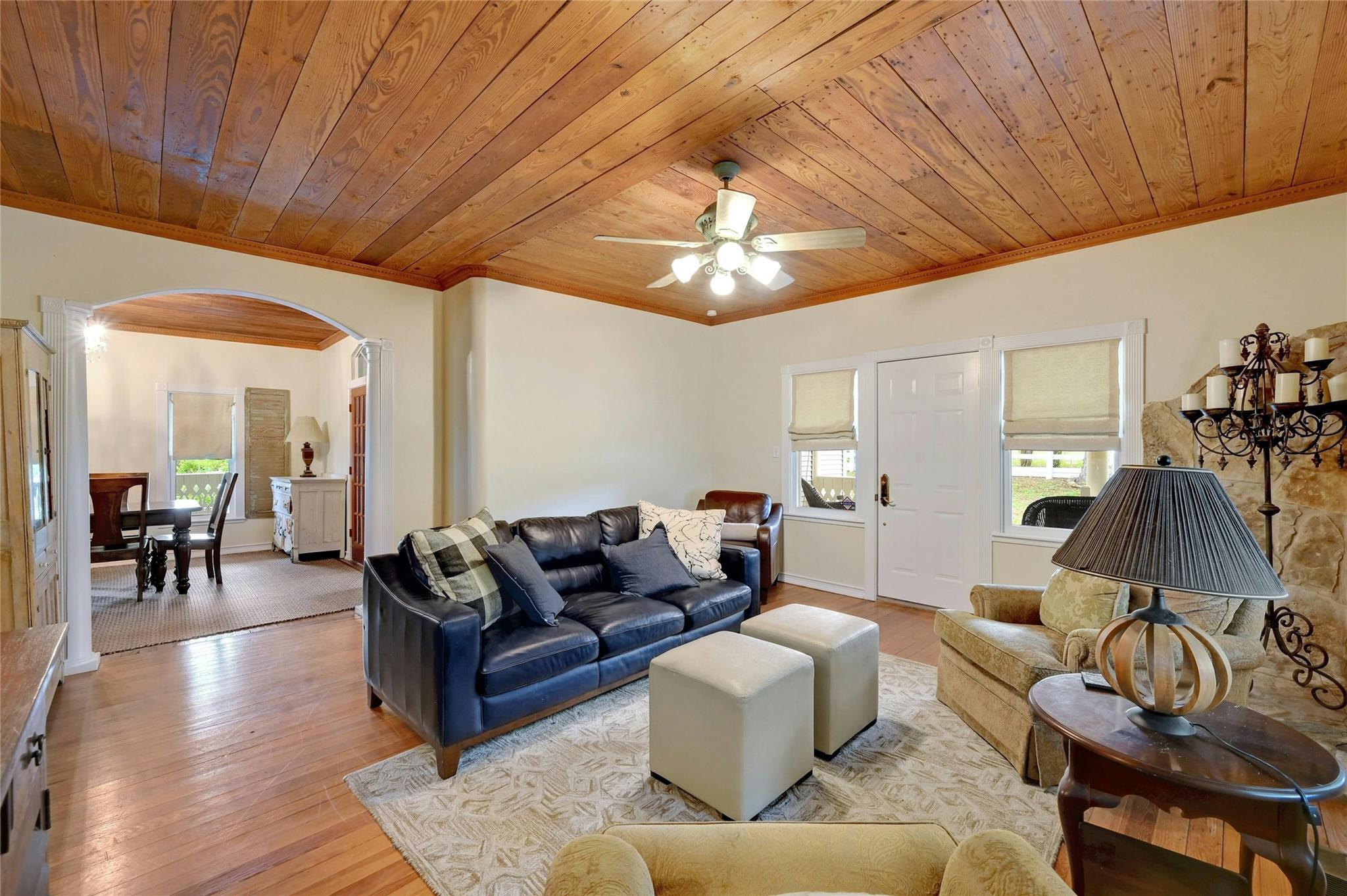 23351 Fm 150 — photo 4