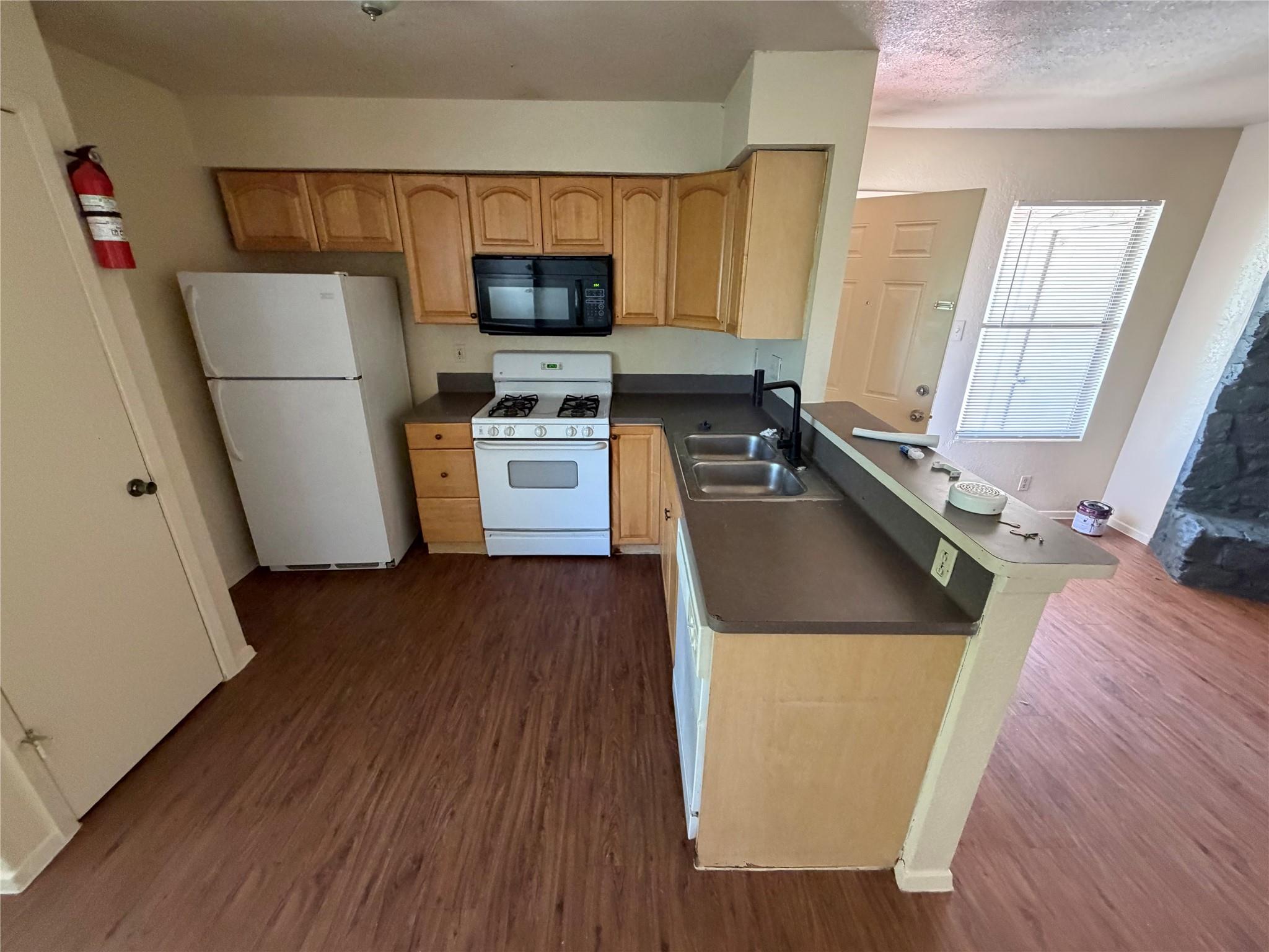 2203 Leah CV #D — photo 3