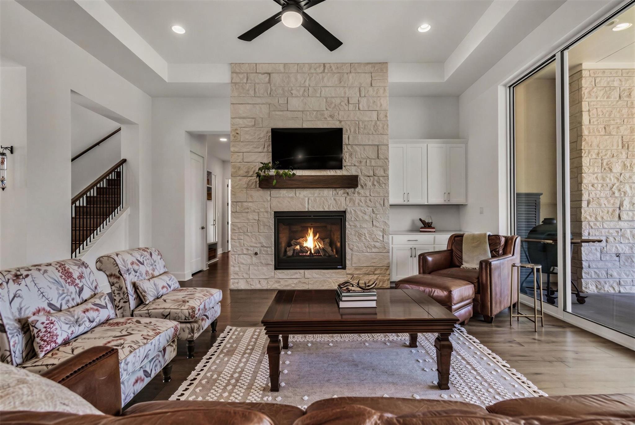 120 Onion Creek LN — photo 3