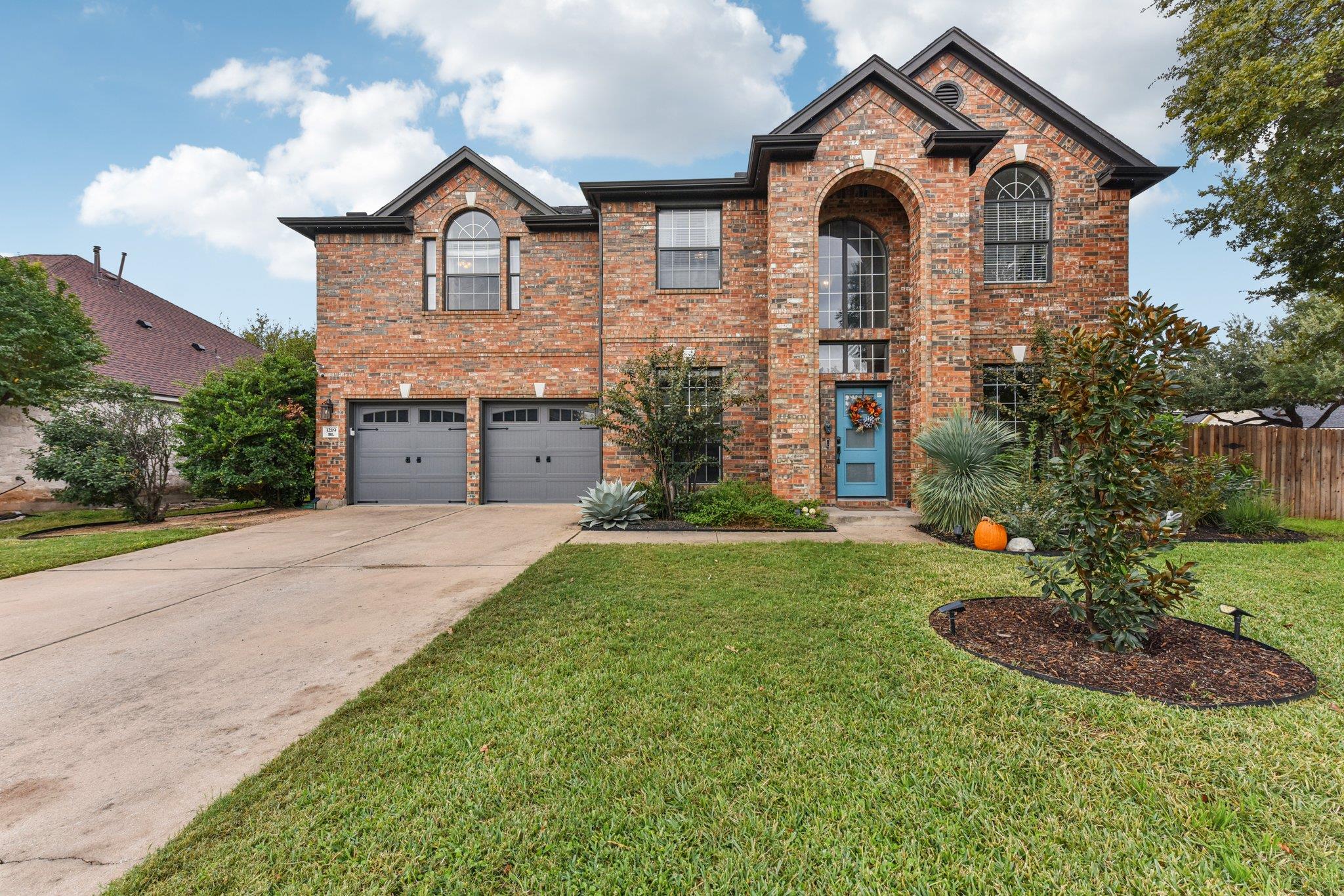 3219 Ash Glen LN — photo 3
