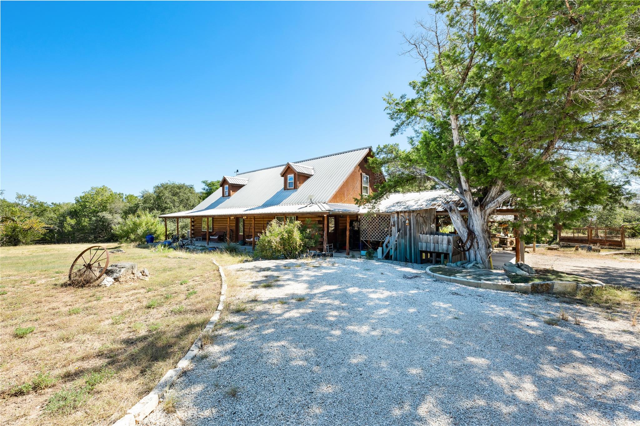 103 Ridge Oak DR — photo 3