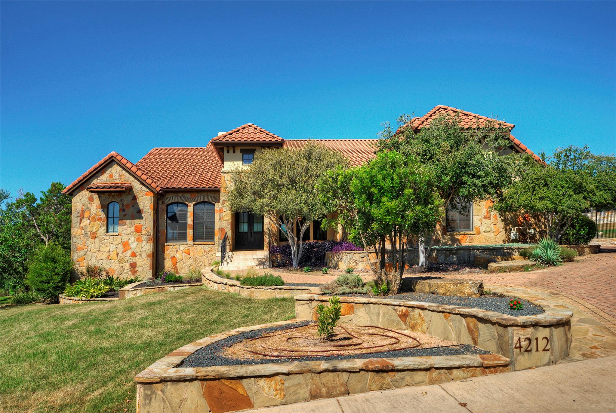 4212 Myrtle Beach DR