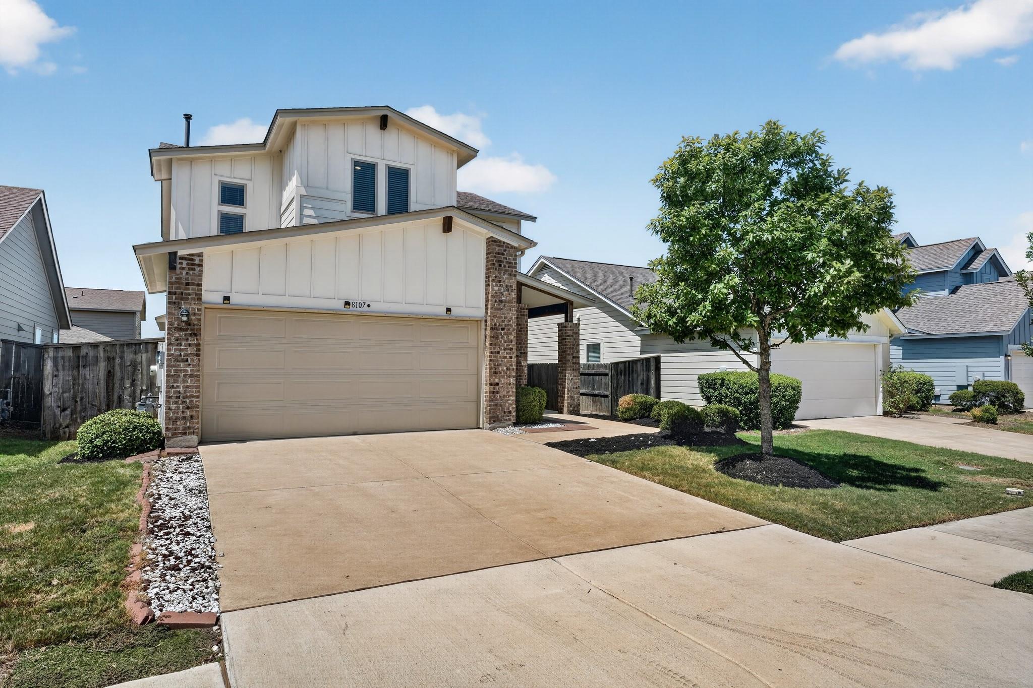 8107 Cottage Rose DR — photo 4