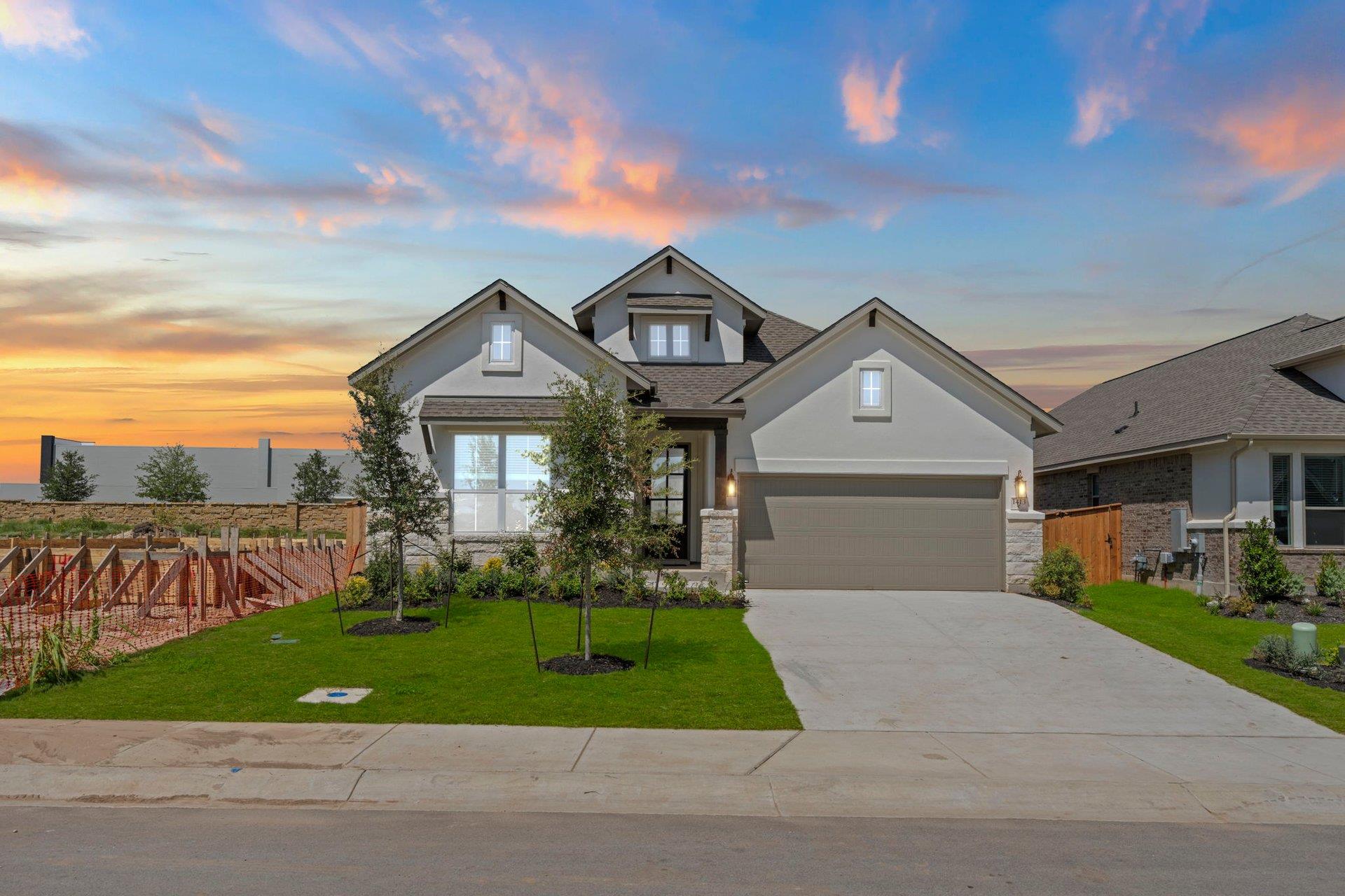 1413 Corduroy LN