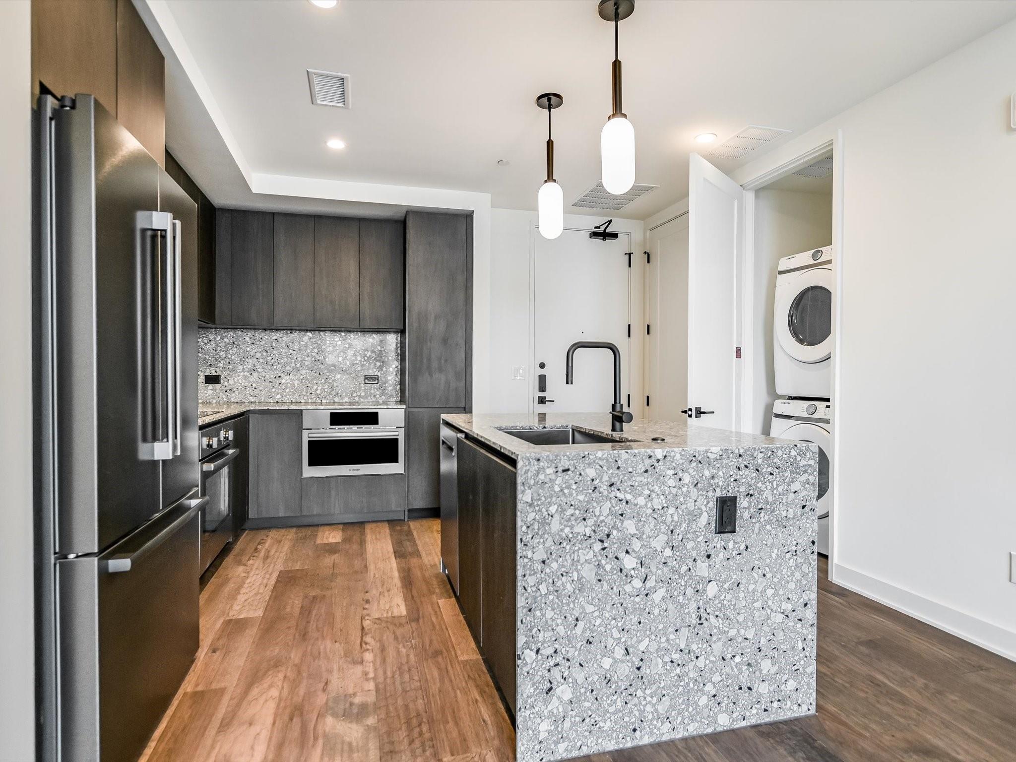 84 East Ave #1503 — photo 3