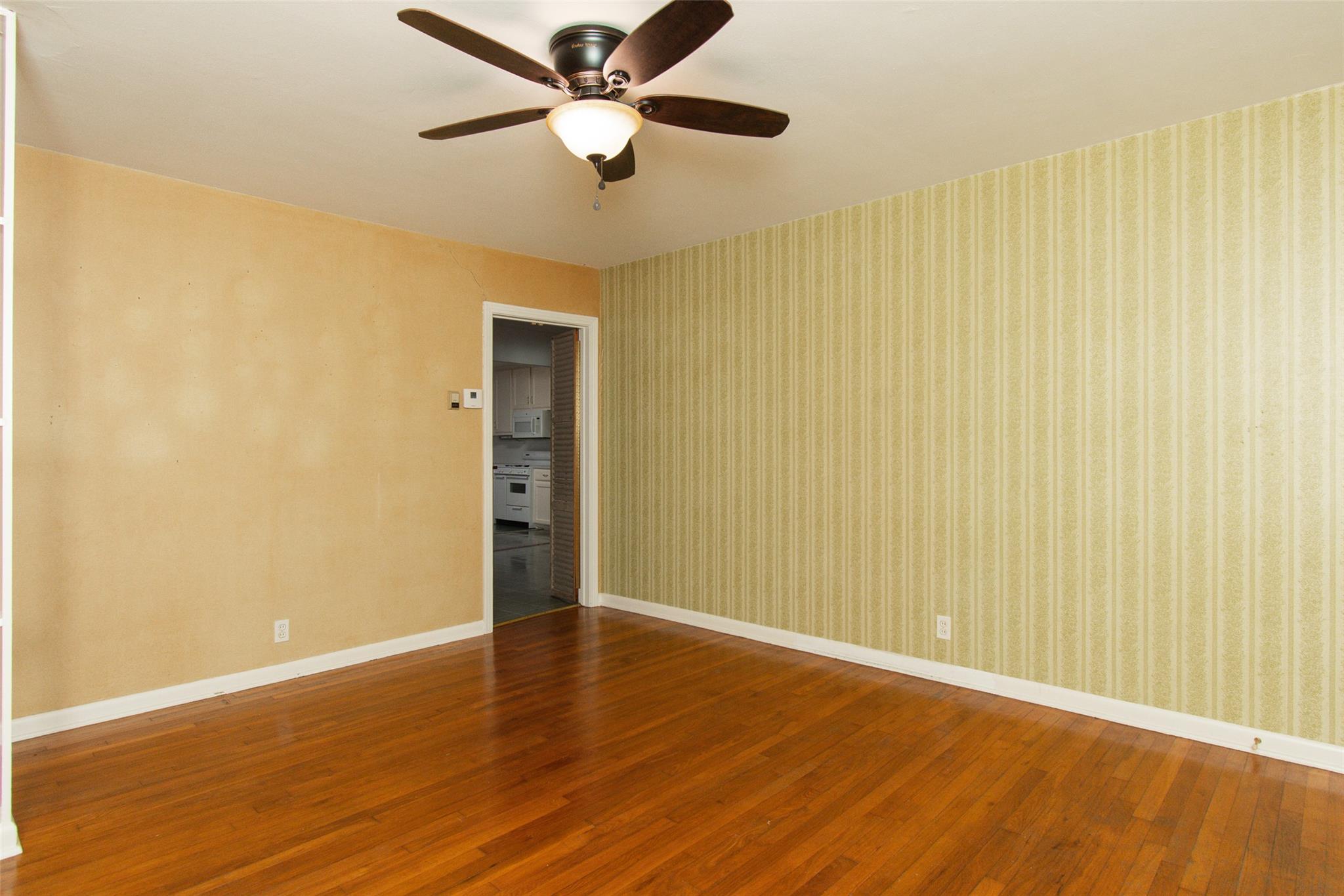 4510 Russell DR — photo 3